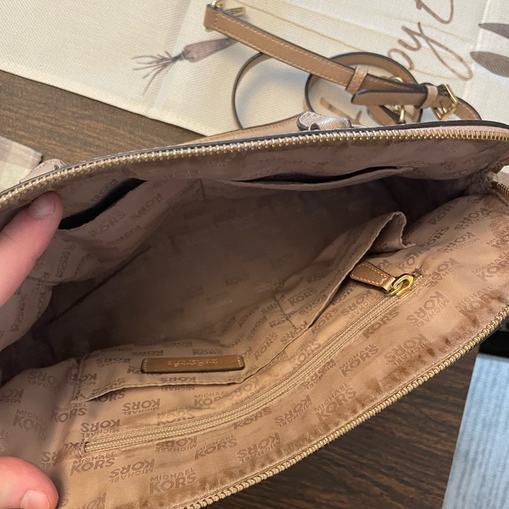 Michael Kors Cindy Leather Dome Satchel - Picture 5 of 7